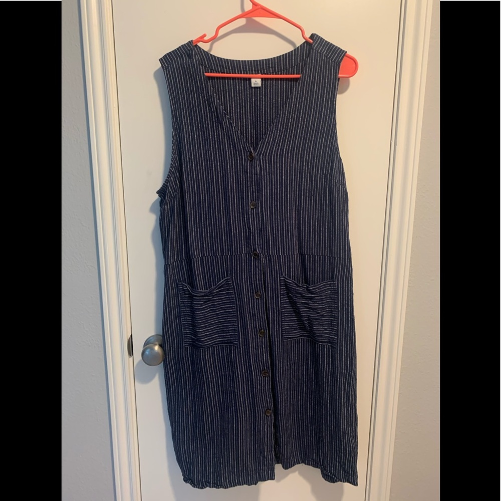 Old Navy casual dress